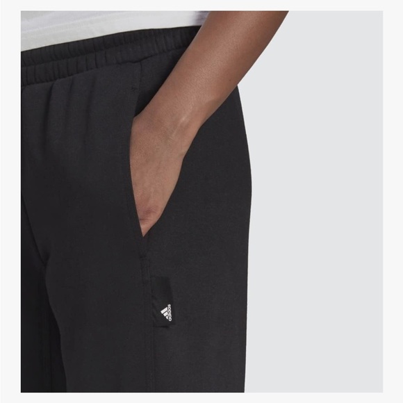 Adidas Jogger/Sweatpant - Picture 5 of 14